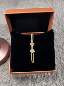 Sparkling Bow Bracelet