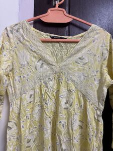 Beautiful Yellow Floral Kurta