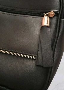 Chic Black Crossbody Bag