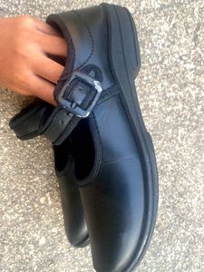 School shoes Black for girls