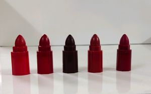 Combo Of Huda Beauty 5 in 1 Creamy Matte Lipstick (Red Edition)