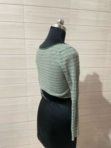 Imported Pintresty 🌸 green crop top