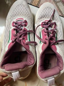 Lightweight Women's Sneakers
