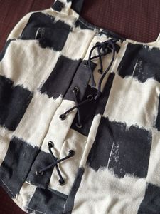 Trendy Black &amp; Cream Check Lace-Up Crop Top