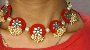 Red Pearl Necklace chokar &amp; bindi