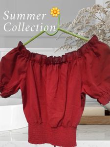 strachable red Crop top