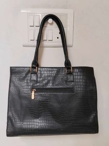 Chic Black Croc Tote Bag