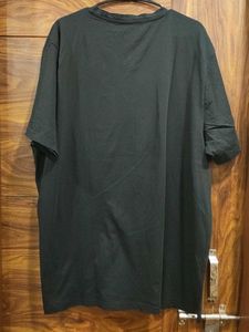 Puma plain black tshirt