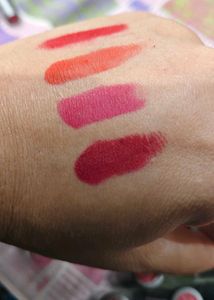 Vibrant matt Lipstick