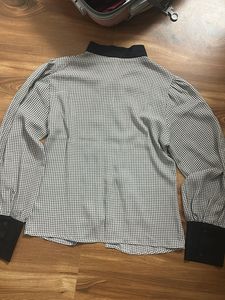 Chic Black and White Gingham Bow Blouse