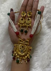 Unused copper jewellery set