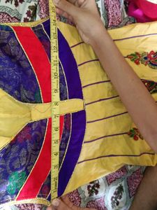 Elegant Yellow Kurta with Embellishments