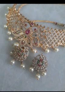 Stunning Kundan &amp; Pearl Choker Set