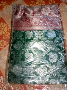 Green &amp; Red Silk Saree