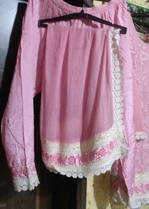 Pink Embroidered Kurta set with lace work dupatta