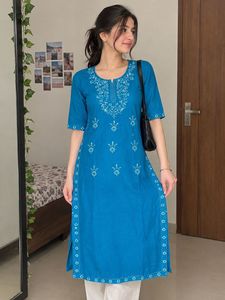Blue Embroidered Kurta