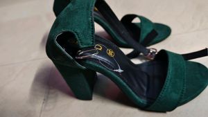 Brand New Classy Heels