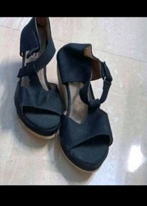 Girls Sandals 9 Inch And 23cm