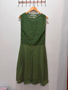 Chic Olive Green Sleeveless Dress