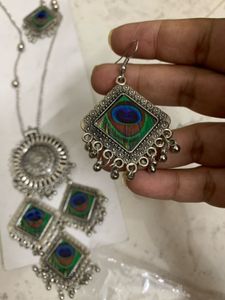 Peacock Feather Necklace &amp; Earrings Set