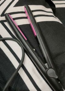 Philips Hair Straightener - Black