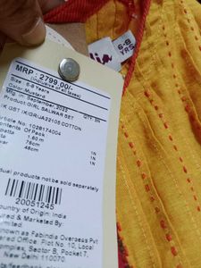 branded Cute mustard girls tops