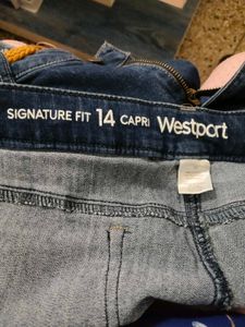 Signature Fit Blue Capri Denim Jeans -  (Waist 34