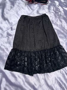 Elegant Black Lace Trim Skirt