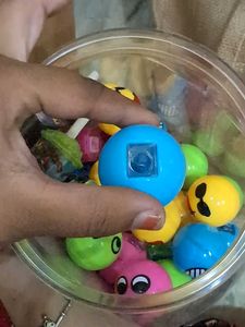 10 pc smiley and sipper sharpener