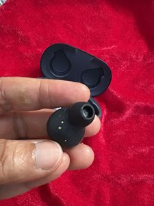 Wireless Earbuds with Charging Case