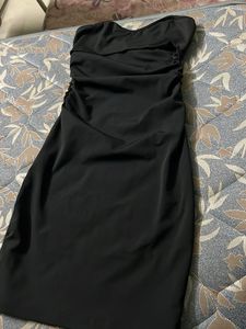 Chic Black Strapless Ruched Dress