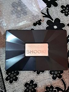 Makeup Revolution  Beautiful Eyeshadow