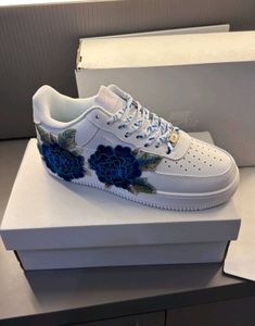 Nike Girls N boys