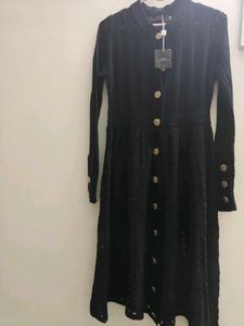 Runway Designer Chic Black Midi Dress with Belt