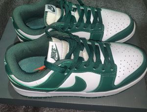 Nike Dunk Low Green Sneakers