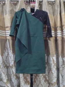 Stylish Green & Black Sequin Dress