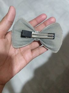 Set of 2 Bow Hair Clips