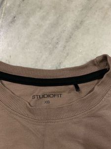 Graphic Cropped Tee