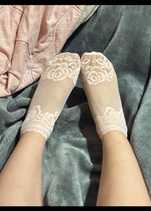 Floral Lace Ankle Socks