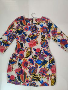 Classic Elegant Stylish Top