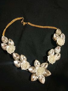 Elegant Floral Statement Necklace