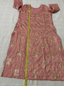 Kurta Set with Sequins &amp; Embroidery