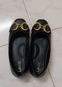 PRICE DROP!!!!lavie loafers women