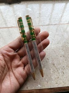 Luxury Green &amp; Silver Ballpoint Pens