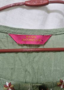 Green Embroidered Ethnic Kurta