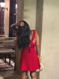 Chic Red Backless Mini Dress