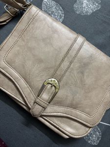Vintage Style Buckle Shoulder Bag