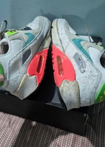 Nike Air Max 90 Evolution of Icons