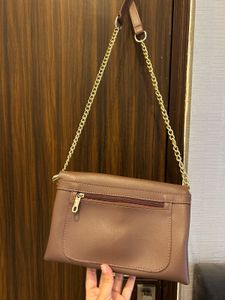 Chic Mauve Crossbody Bag with Gold Chain