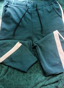 Dark Green Pant 💚